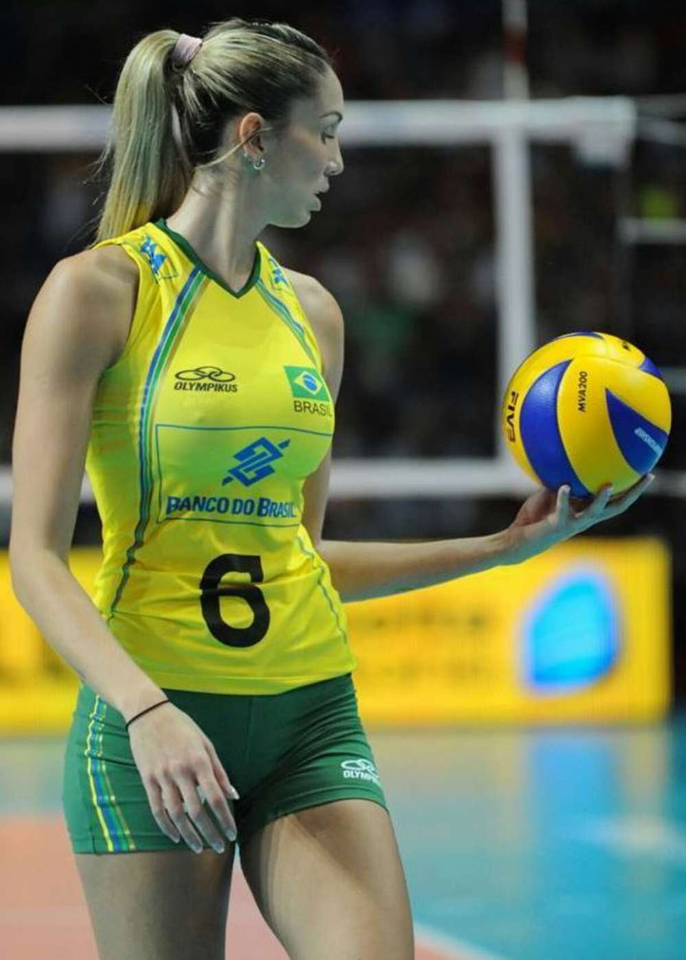 브라질 여자 배구 선수 가비
