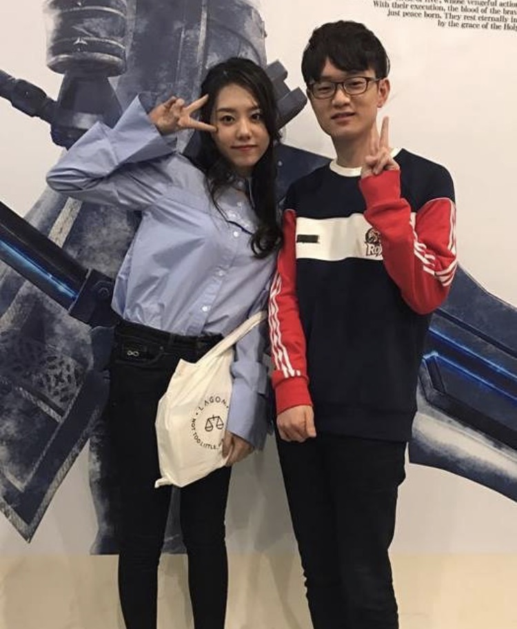 리그오브레전드 인벤 : 메라랑 찍은줄 알았네 부럽 ㅠㅠ - LOL 인벤 LoL... 이야기 게시판 리그오브레전드 인벤 : 메라랑 찍은줄 알았네 부럽 ㅠㅠ