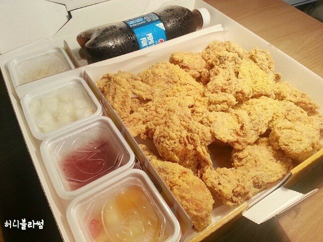 모가치킨 이미지