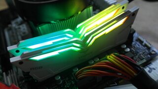 T-Force DDR4 16G PC4-25600 CL16 Night Hawk RGB 간단 리뷰!